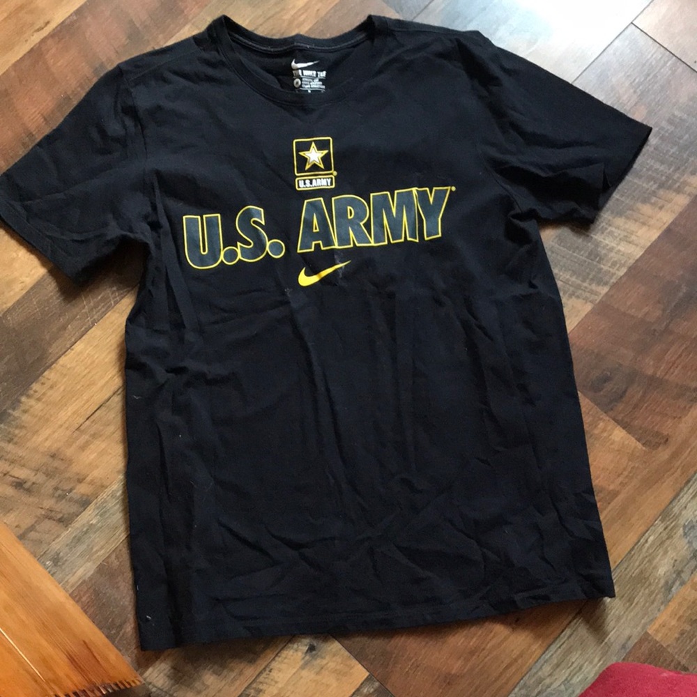Men’s Nike Athletic T Shirt